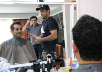 موزیک ویدیو عشق اثری عاشقانه و احساسی با صدایی از جنس آرامش آماده پخش میباشد